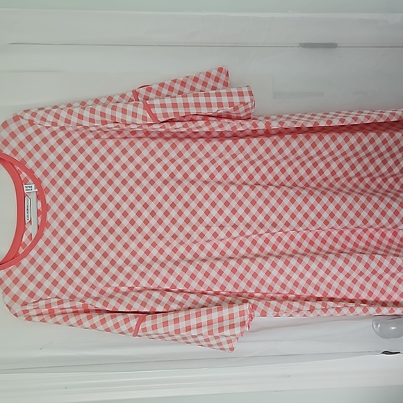 Isaac Mizrahi Dress size1x pink check with slits on 3/4 bell sleeve - Picture 2 of 7